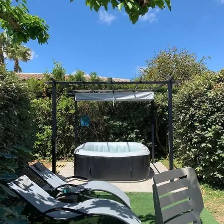 Le Mazet Des Orchidees - 4p - Jardin, Prive De Paques A Sept *